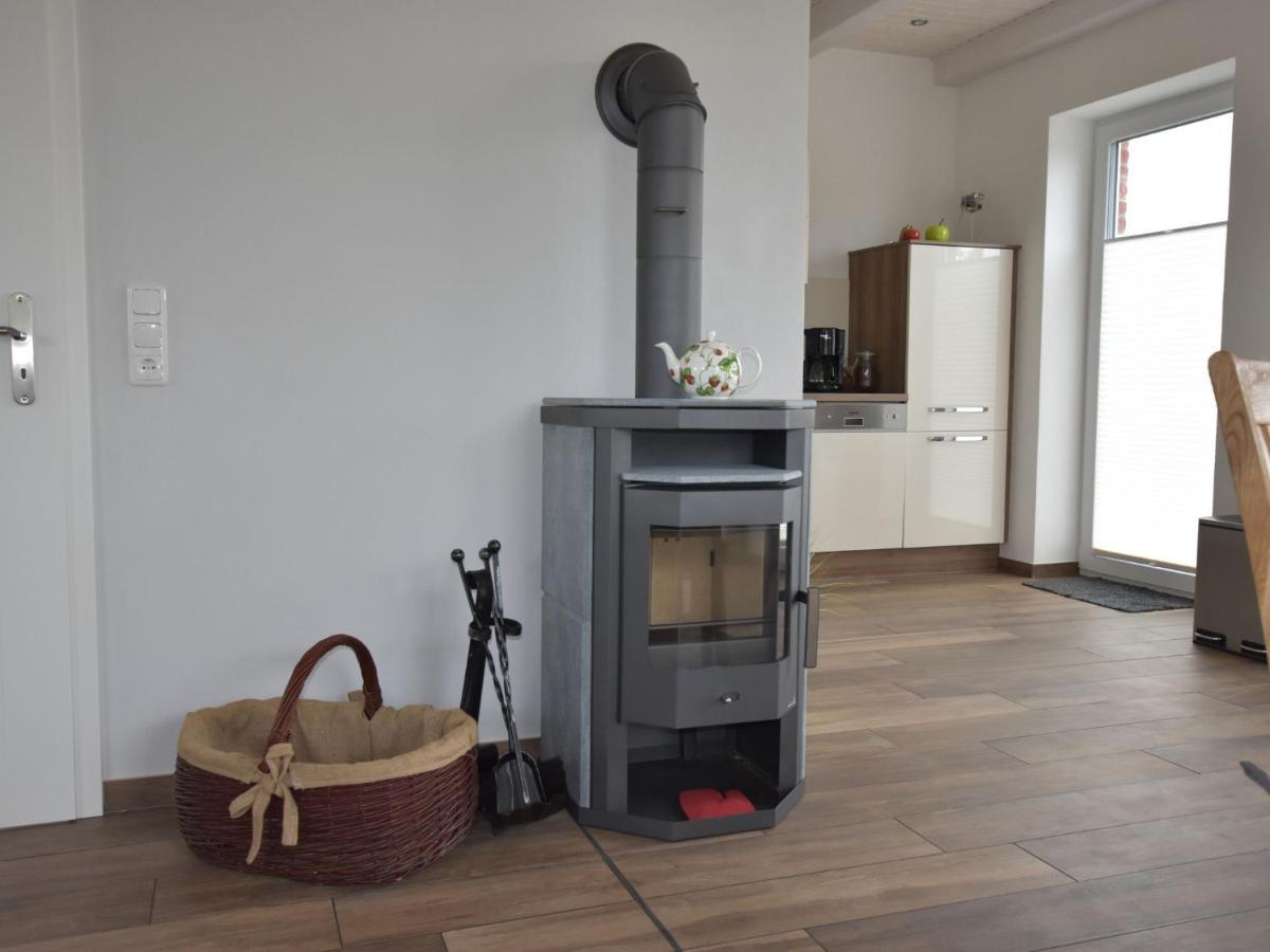 Cozy Holiday Home In Gross Schwansee With Sauna Bagian luar foto